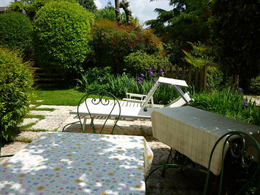 B&B Villa Dei Pini Domegliara Exterior photo